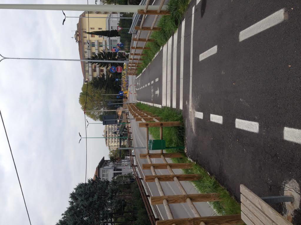 Moon River Guest House Pescara Exterior foto